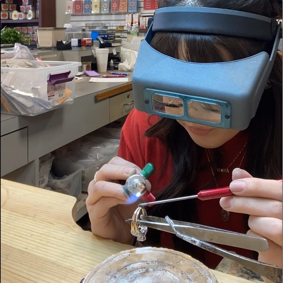 Meet your Posher, Danielle IG: @daniellesabrina - Picture 3 of 15